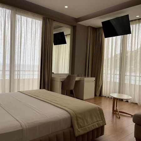 Paradise Beach Hotel Radhimë 외부 사진