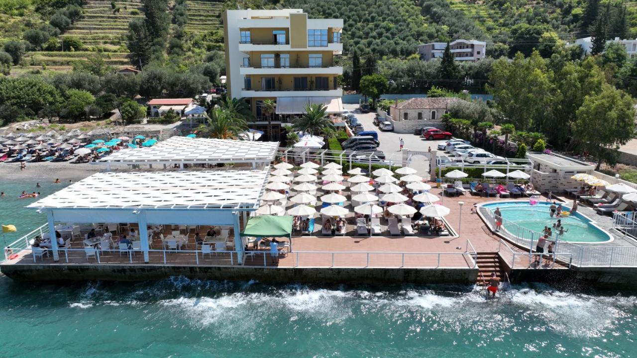 Paradise Beach Hotel Radhimë 외부 사진
