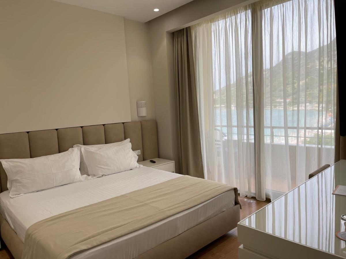 Paradise Beach Hotel Radhimë 외부 사진