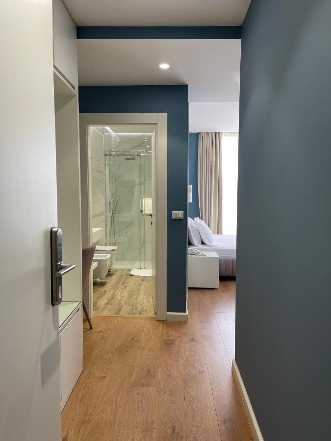Paradise Beach Hotel Radhimë 외부 사진