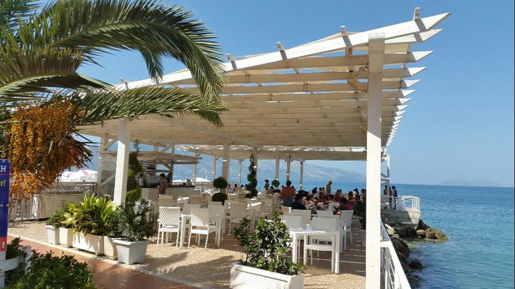 Paradise Beach Hotel Radhimë 외부 사진