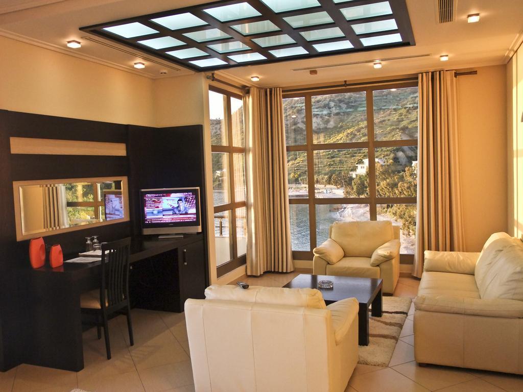Paradise Beach Hotel Radhimë 객실 사진