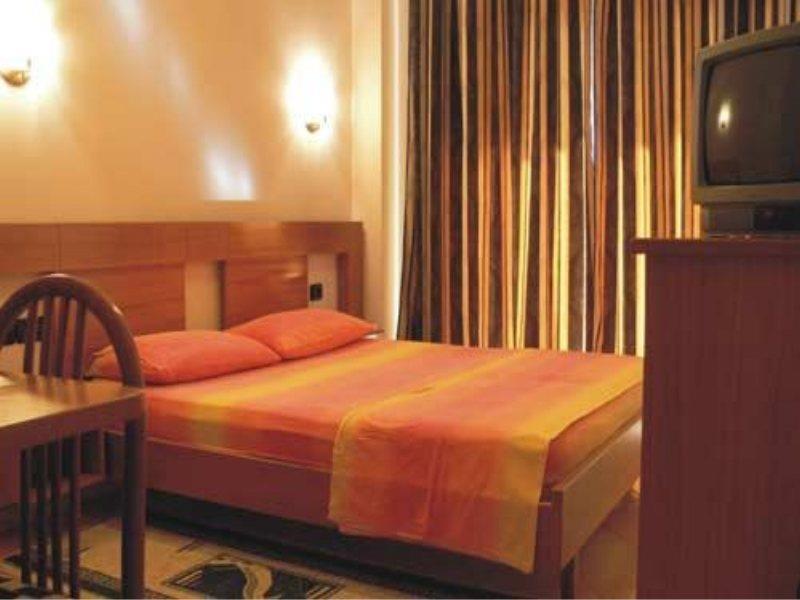 Paradise Beach Hotel Radhimë 객실 사진