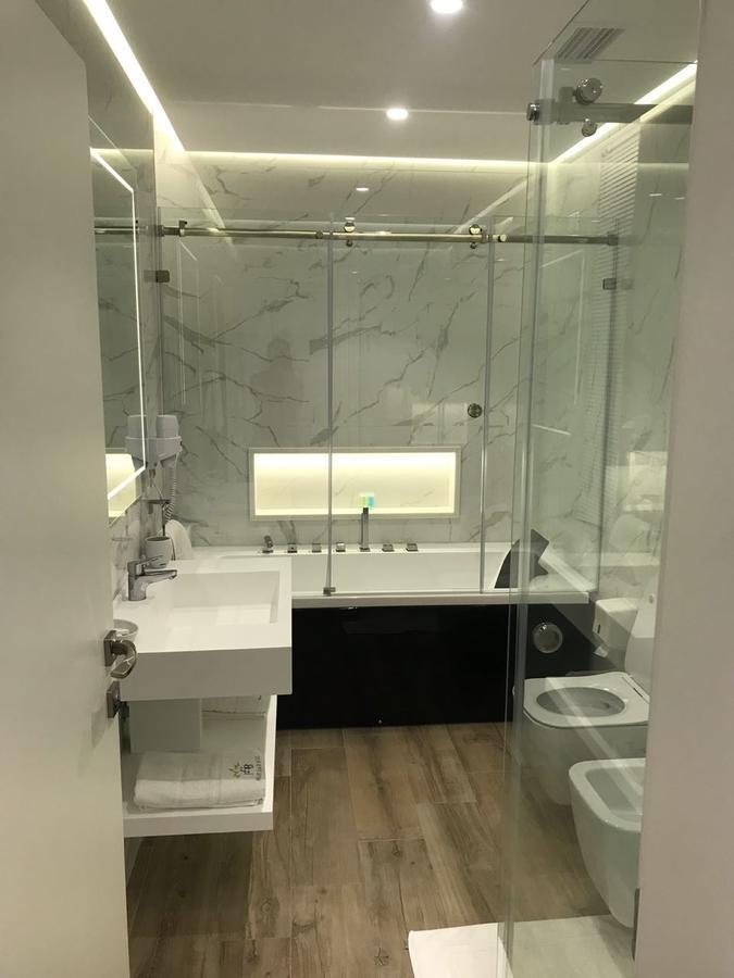 Paradise Beach Hotel Radhimë 외부 사진