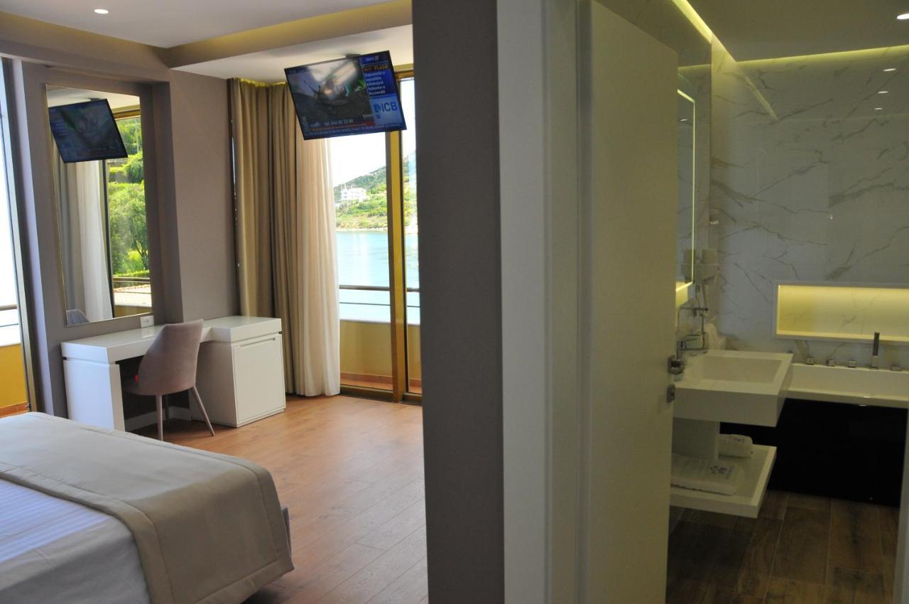 Paradise Beach Hotel Radhimë 외부 사진